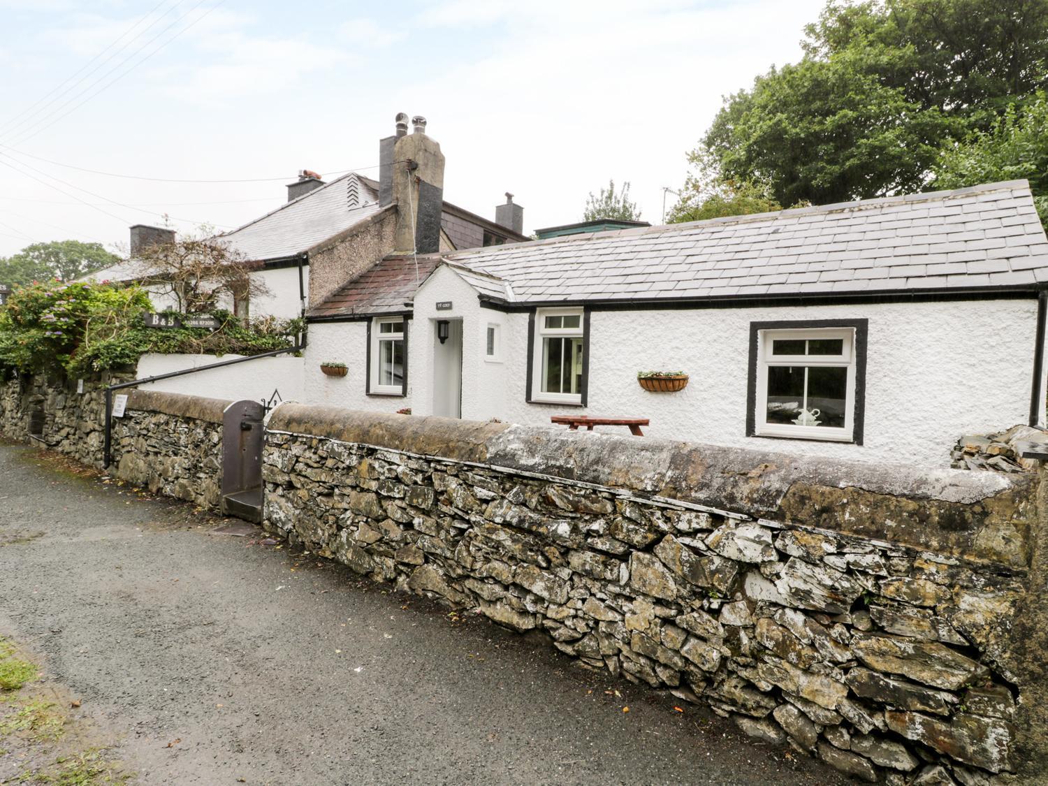Holiday home Ty Coed *